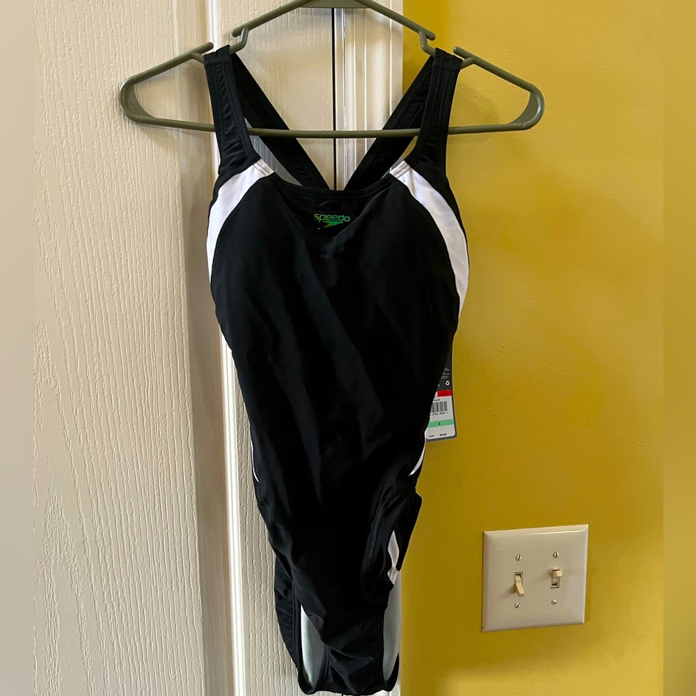 NWT SPEEDO Bathing Suit Size 8